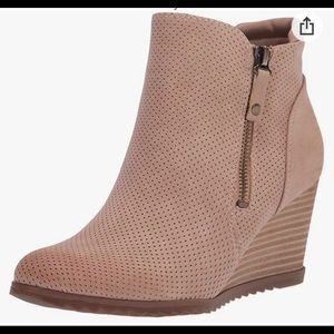 Soul Naturalizer Wedge Bootie in Vintage Beige